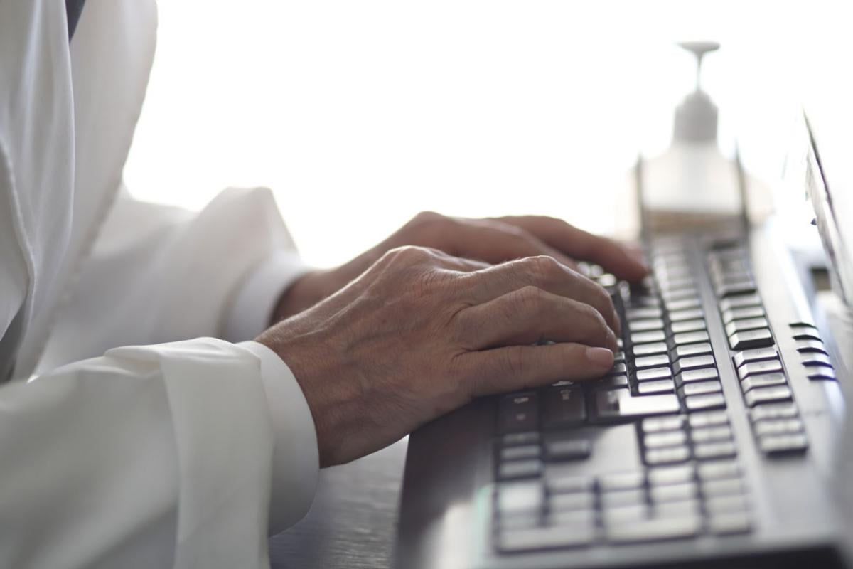 Hands on a keyboard