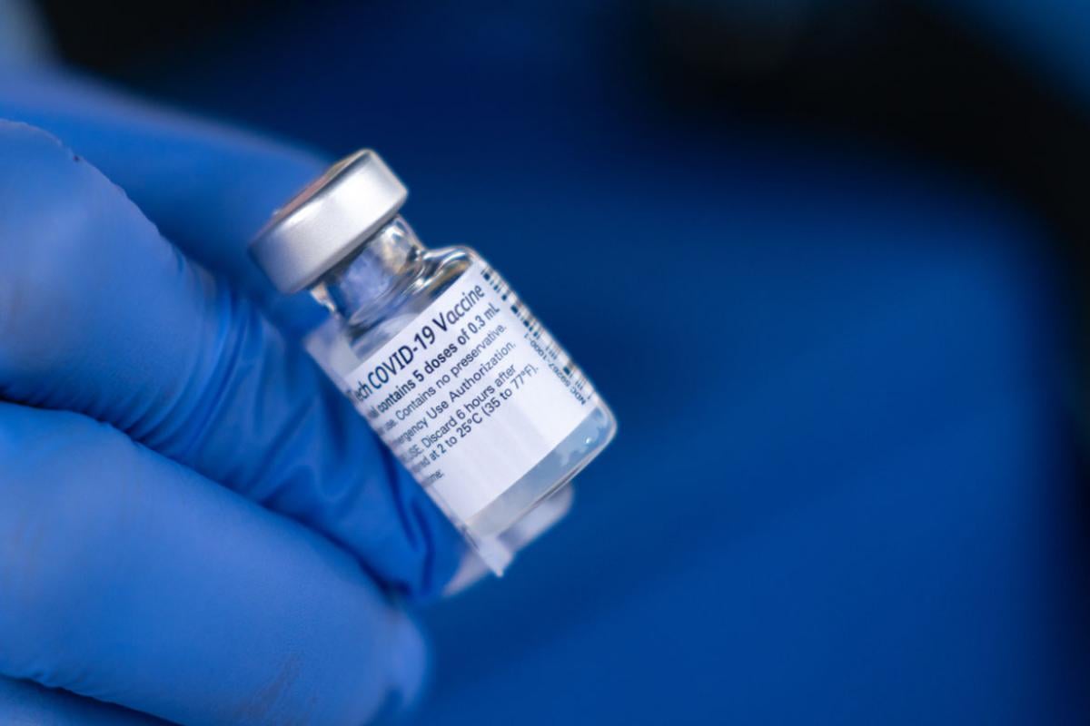Vaccine vial