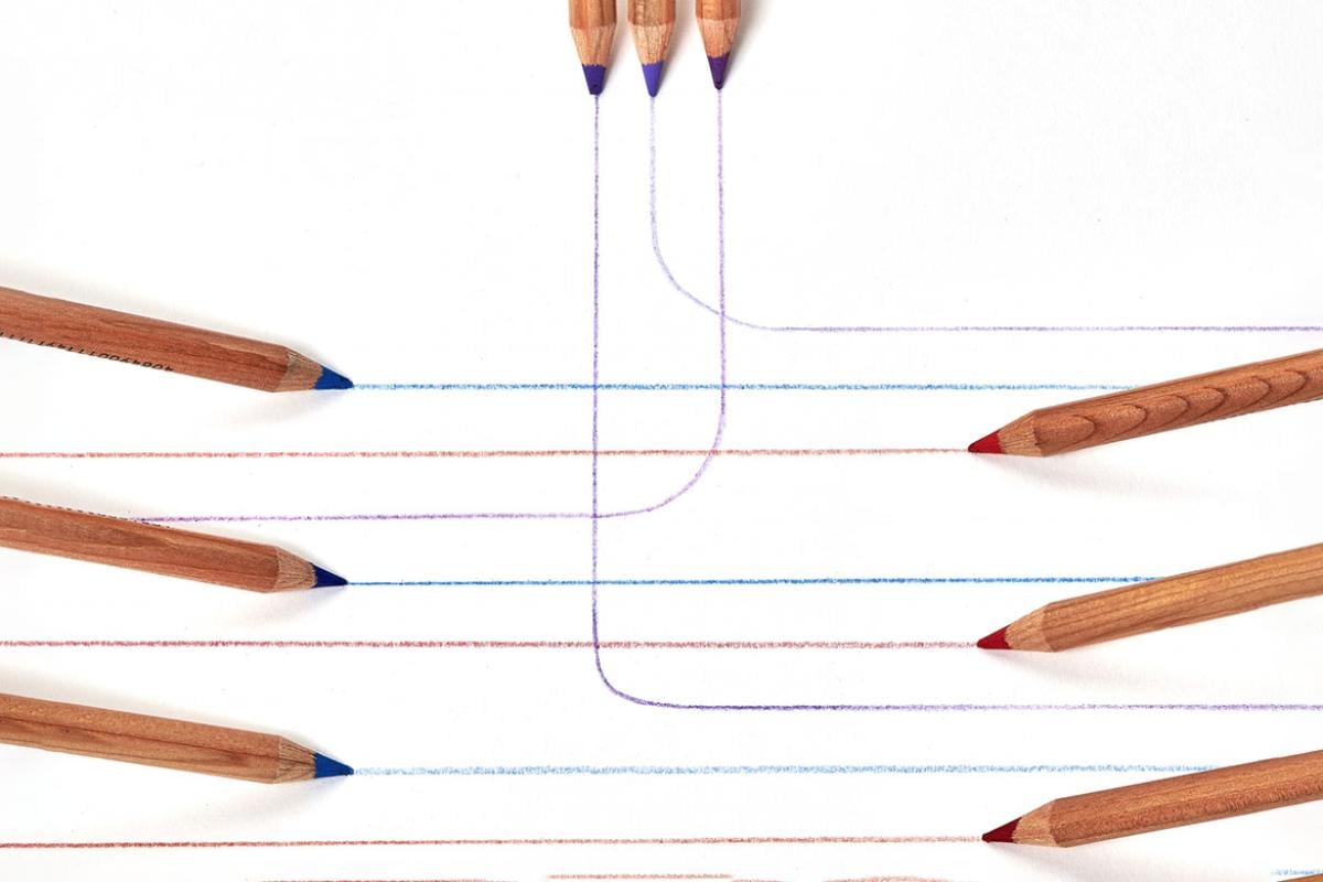 Multiple pencils drawing lines in different directions